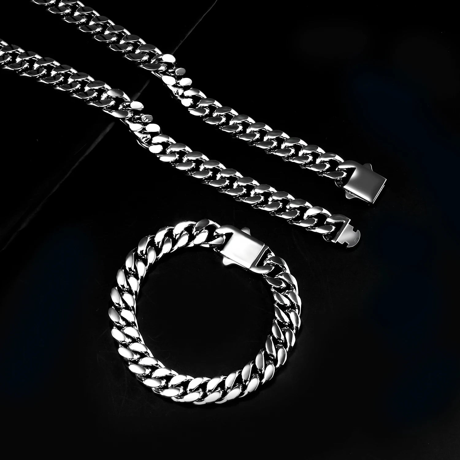 316L Stainless Steel Cuban Chains, bold and durable for any occasion