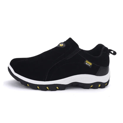 Men's sport shoes with breathable mesh and cushioned insoles