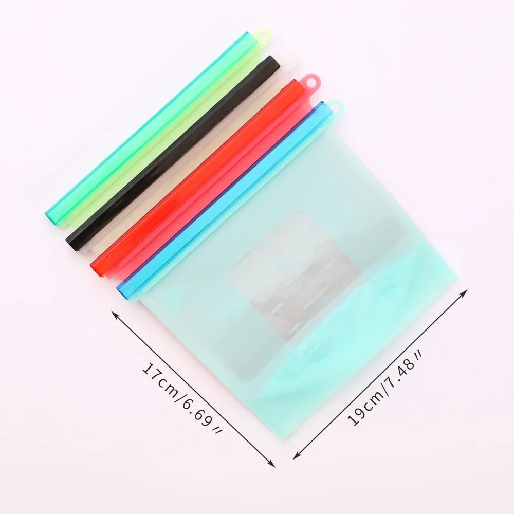 Eco-friendly, leak-proof reusable silicone food bag for kitchen storage and meal prep.