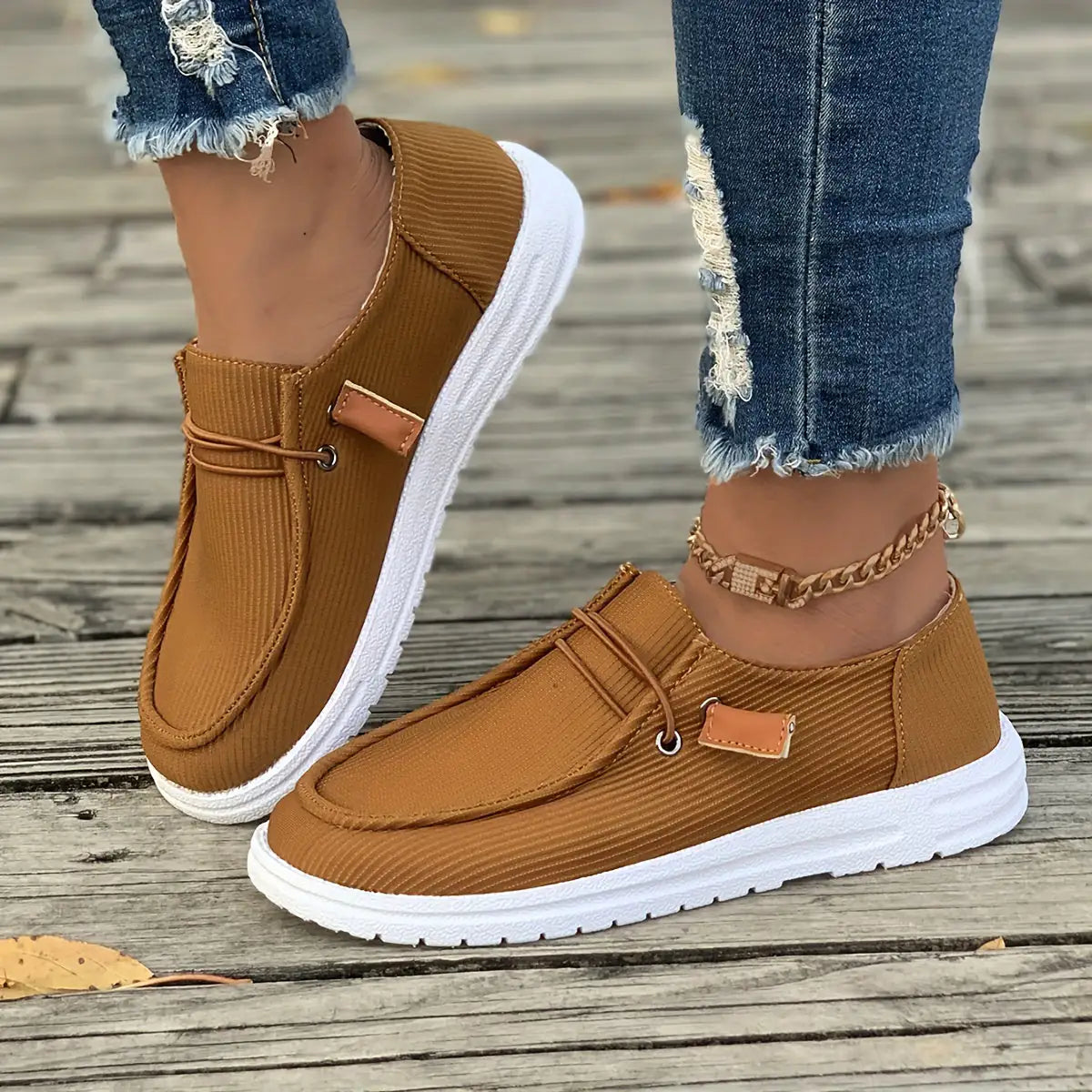 Lux Non-Slip Canvas Women Sneakers - Comfortable and durable footwear