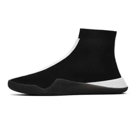 Men's breathable mesh slip-on footwear for all-day comfort