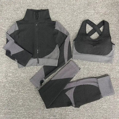 Seamless sports suits for women