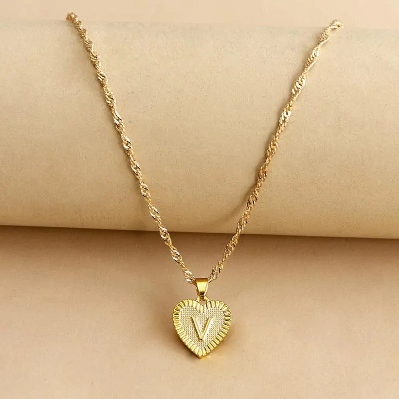 Initial Letter Heart Pendant Necklace – Personalized & Elegant Jewelry