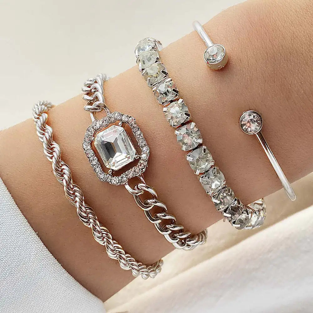 Luxurious bracelets for women, crafted with fine materials for elegance and quality.