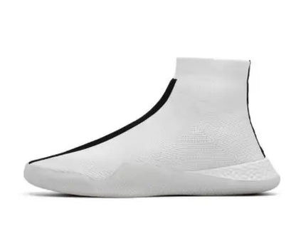 Men's breathable mesh slip-on footwear for all-day comfort